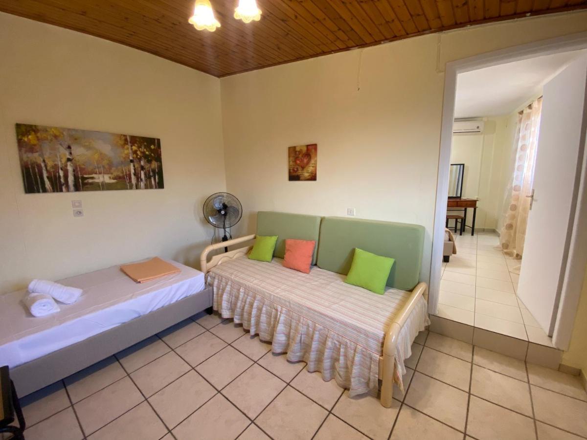 Althea Apartment Maroulás Exterior photo